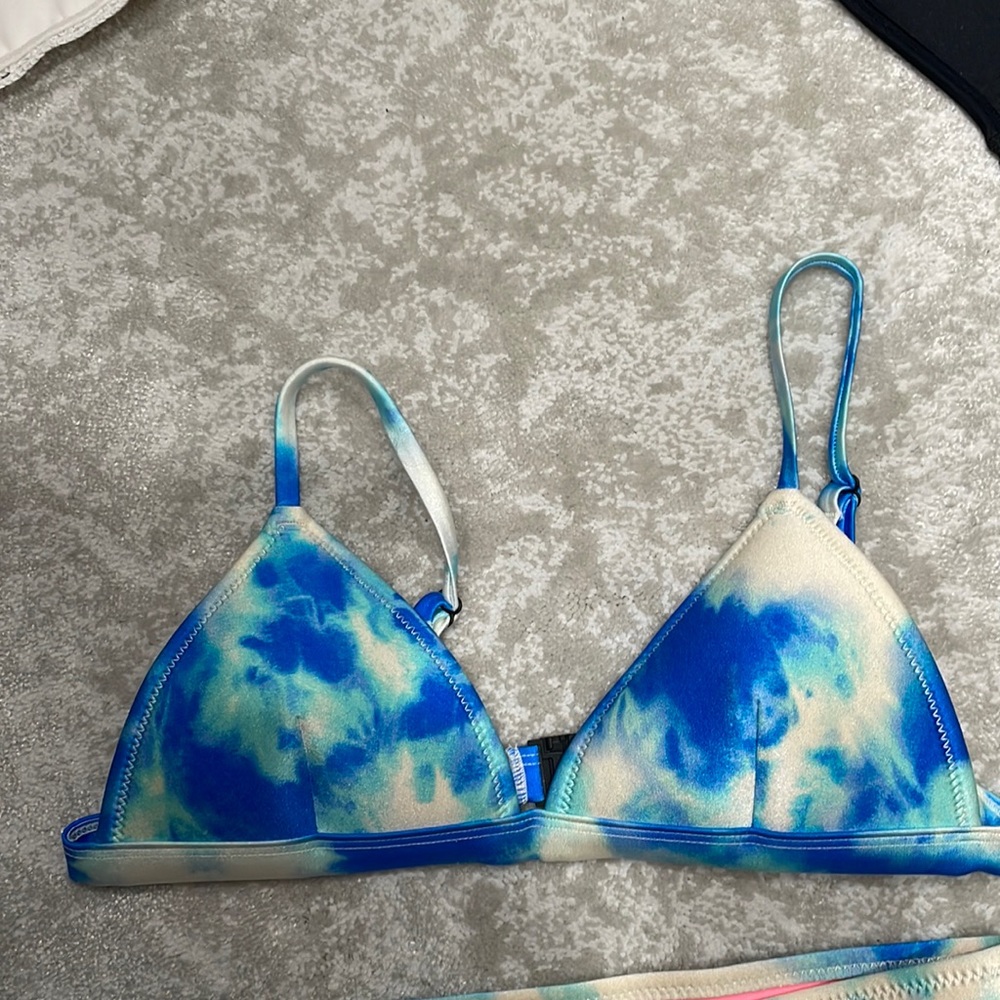 Triangl neoprene triangle bikini blue tie dye top.  Size Medium.